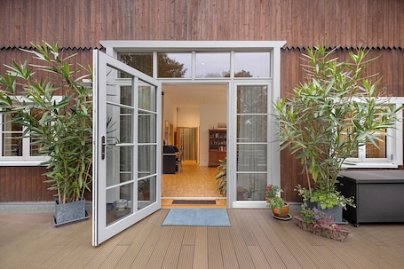 Terrace/patio. Apartment 'Ferienwohnung Varga Schafstedt' with Private Terrace, Shared Garden and Wi-Fi