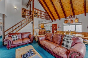 TV, fireplace, offices