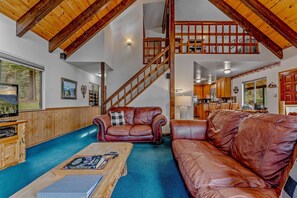 TV, fireplace, offices