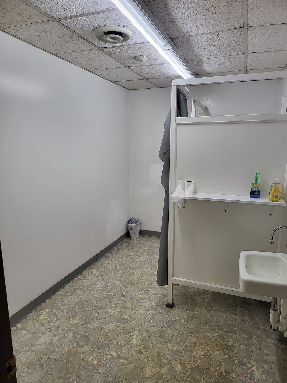 تجهيزات دش، ورق حمّام