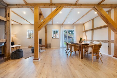 Apartment 'Nordlichterhof' with Private Garden and Wi-Fi