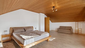 3 Schlafzimmer, Bügeleisen/Bügelbrett, kostenloses WLAN, Bettwäsche