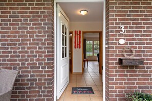 Interior - Apartment 'Tetsche Wind' with Private Terrace and Shared Garden (Nordstrand)