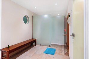 Interior - Apartment 'Elke Volkerts' with Private Terrace and Shared Garden (Nordstrand)