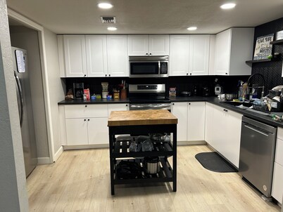 Guest bedroom in cozy condo. Centrally located, private many amenities available