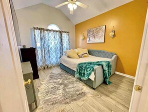 2 Schlafzimmer, Bügeleisen/Bügelbrett, WLAN, Bettwäsche