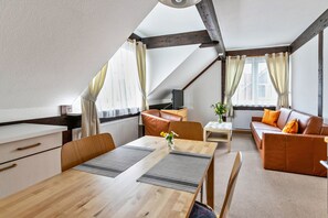 Interior - Apartment 'Atlanta Pur 212' with Shared Terrace, Private Garden and Wi-Fi (Pellworm)