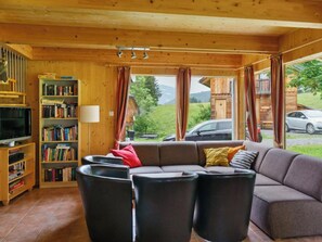 TV, fireplace, DVD player - Chalet with sauna close to the ski resorts (Sankt Georgen ob Murau)