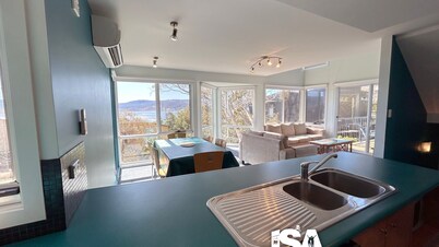 Atelier Ciel free standing house amazing lake views