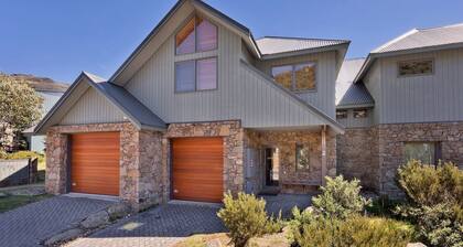 Ice Chalet 2 - Woodridge