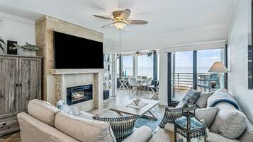 Smart TV, DVD player, stereo