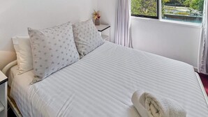 2 bedrooms