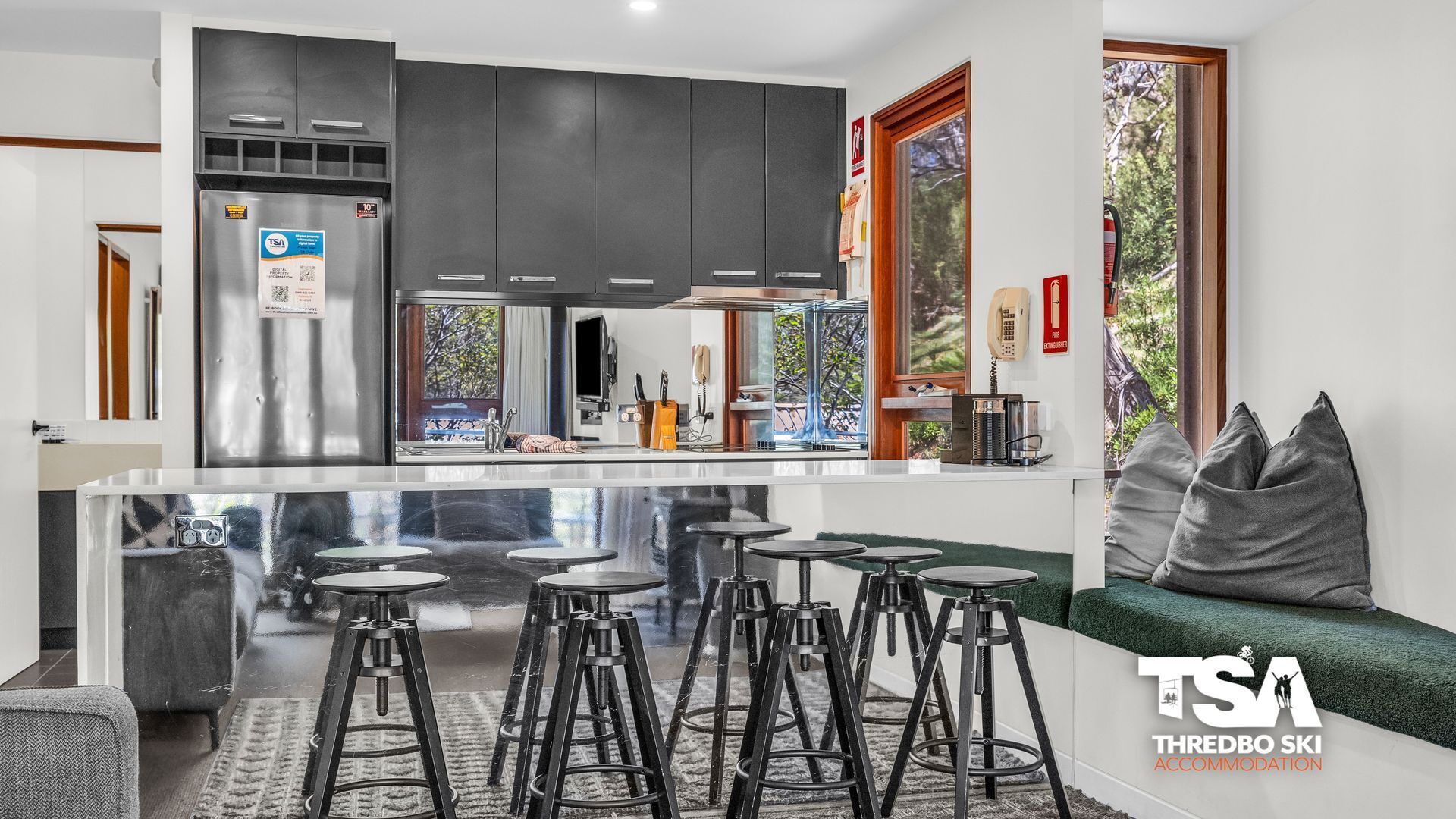 Wasserkocher mit Kaffee-/Teezubehör, Kochgeschirr/Geschirr/Besteck