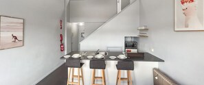 Dining - Razorback 14 - Centrally located, lovely 1 bedroom (Jindabyne)
