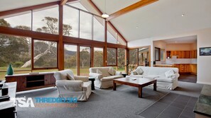 Fireplace - The Little Nap -Alpine Way (The Alpine Way)