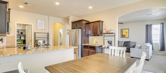 Family-Friendly Home w/ Mtn View in Albuquerque!