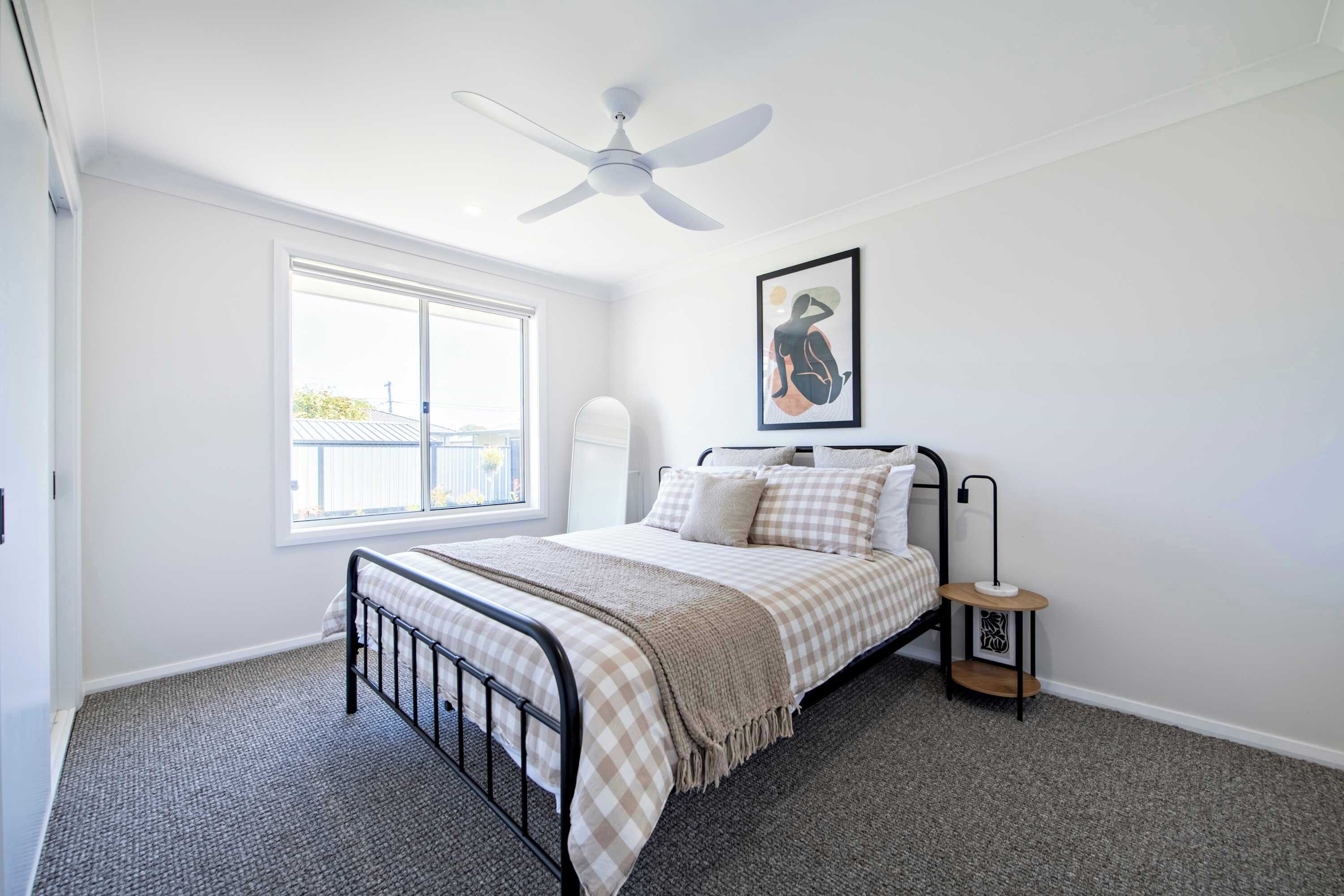 1 habitación, tabla de planchar con plancha, cuna de viaje y wifi 