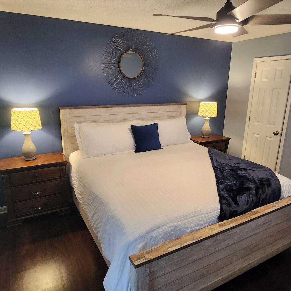 Senseney CottagePet Fenced Yard Clarksville Vrbo