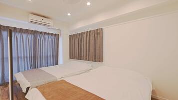2 bedrooms, WiFi, bed sheets