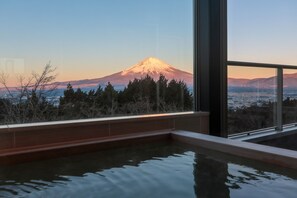 Bathrobes, slippers - Well Resort Fuji (Gotemba)