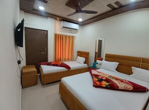 Habitación triple Deluxe | Wifi gratis 