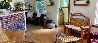 Pet-Friendly Rose Park Bungalow + 1BR Apartment with Fully Fenced Yard!