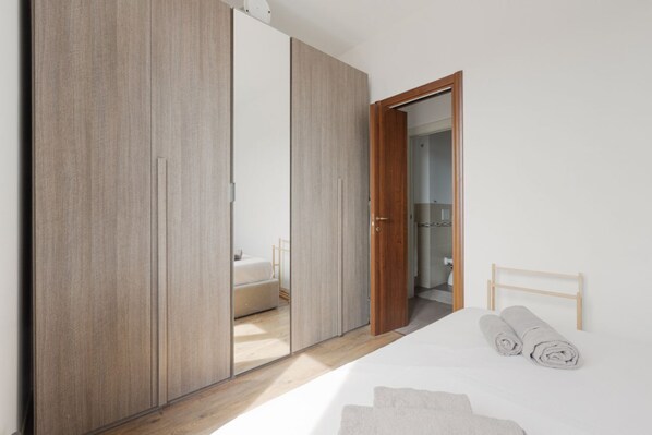 1 chambre, fer et planche à repasser, Wi-Fi, draps fournis