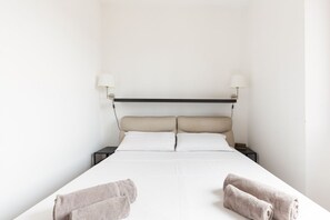 1 makuuhuone, silitysrauta/-lauta, Wi-Fi, vuodevaatteet