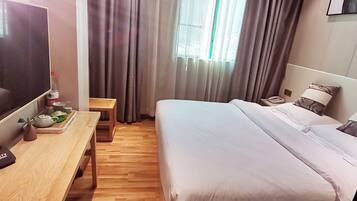 Bügeleisen/Bügelbrett, kostenloses WLAN