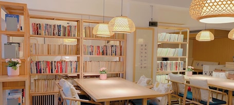Restaurant. JINJU ART HOTEL