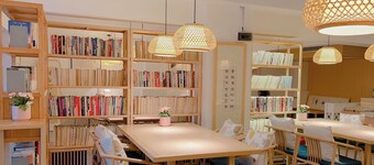 JINJU ART  HOTEL