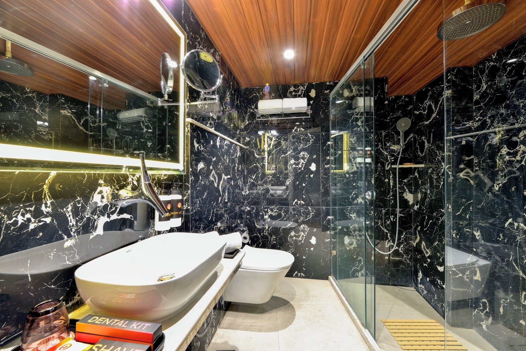 Photo - Clarks Inn Suites Hyderabad Airport