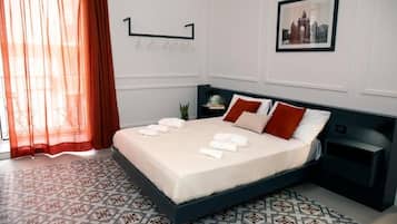 Safe på rommet, skrivebord, skrivebord for bærbar PC og lydisolert