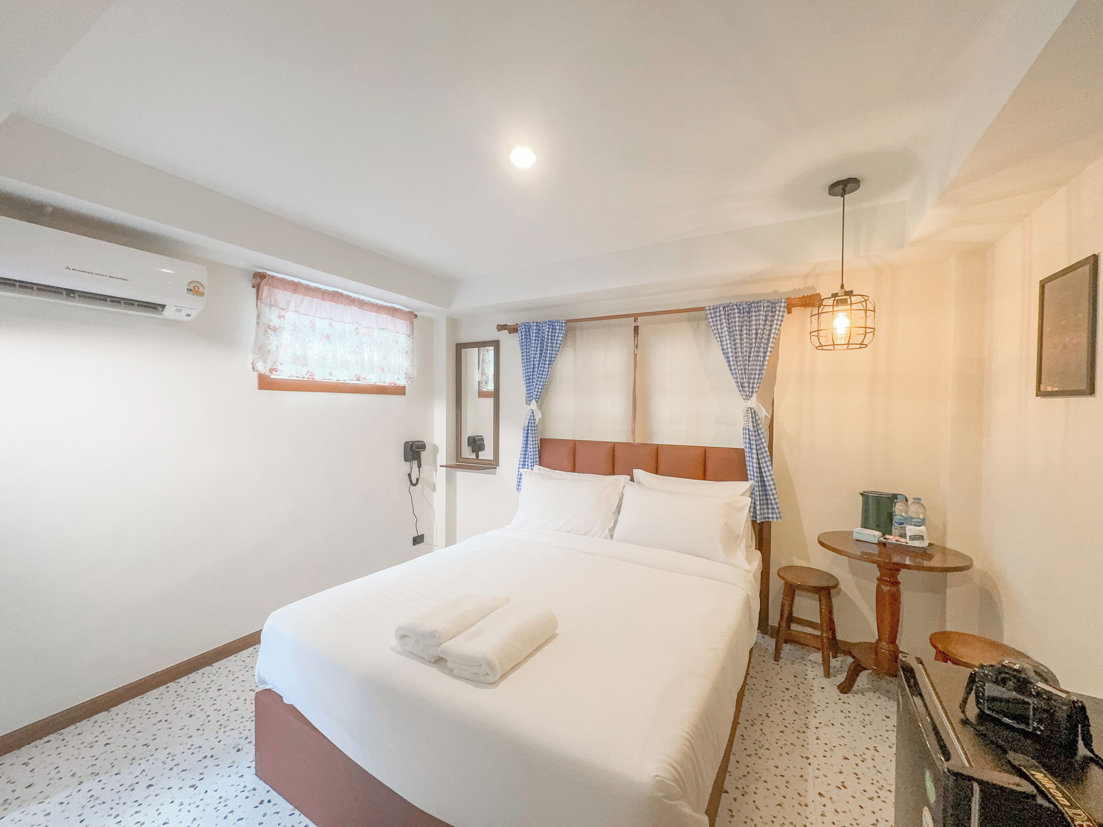 Studio Standard, balcon, vue ville | Bureau, chambres insonorisées, Wi-Fi gratuit