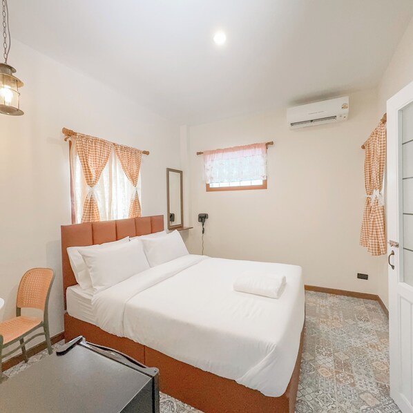 스탠다드 스튜디오, 발코니, 시내 전망 | 책상, 방음 설비, 무료 WiFi