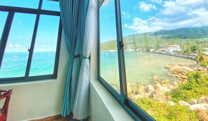 Family Room, Sea View | Desk, iron/ironing board, free WiFi, bed sheets - Coco Bay Hòn Sơn (Kien Hai)