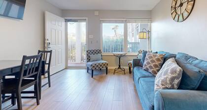 Beach Access Across the Street, Shared Heated Pool