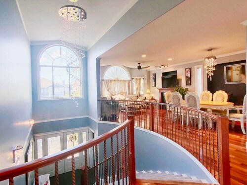 Bear Mountain Getaway close to a golf course