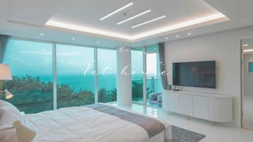 Villa, Ocean View, Beachside
