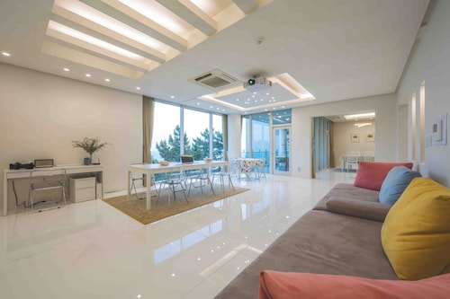 Busan Haeundae ocean view private villa Let House