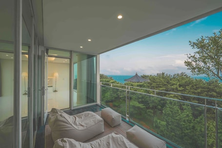 Villa, Ocean View, Beachside | Terrace/patio. 500m2 Busan Ocean view private Let house