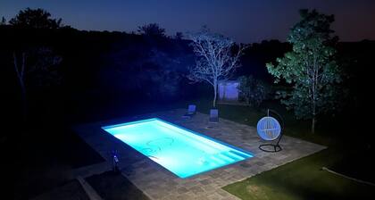 Beautiful Normandy farmhouse with heated pool*Calme