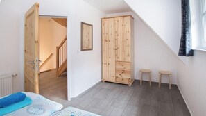 3 室のベッドルーム、WiFi (無料)