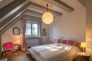 5 間睡房、書桌、Wi-Fi、床單