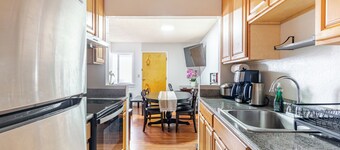 Charming and Safe 3-Bedroom Apartment with 6 Beds, 2 Bath, AC, WiFi and Parking