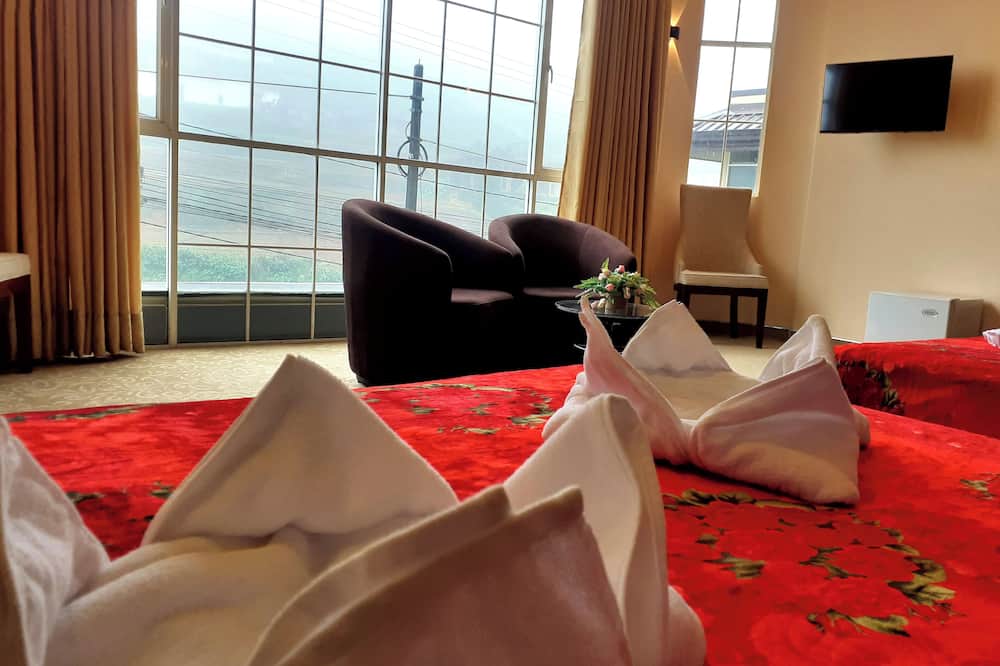 Rathna Grand Hotel Nuwara Eliya