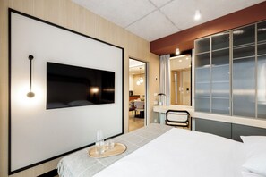 Hypo-allergenic bedding, in-room safe, free WiFi, bed sheets - Baltic Park Loft (Swinoujscie)