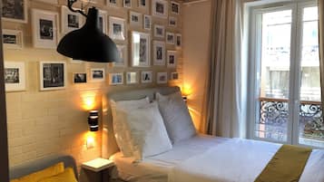 Design Studio (202) | Blackout drapes, soundproofing, iron/ironing board, free WiFi