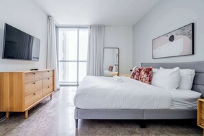 1 chambre, fer et planche à repasser, Wi-Fi, literie fournie