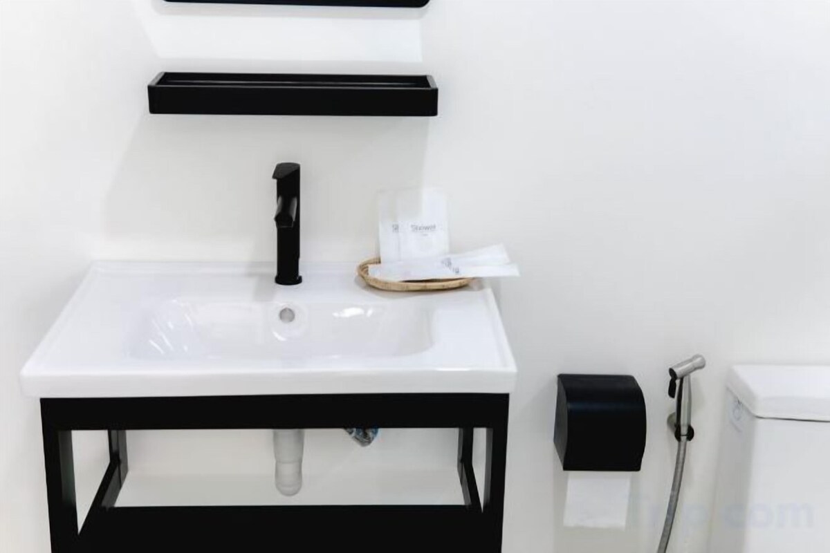 Baño | Ducha, artículos de higiene personal gratuitos, secador de pelo y bidé